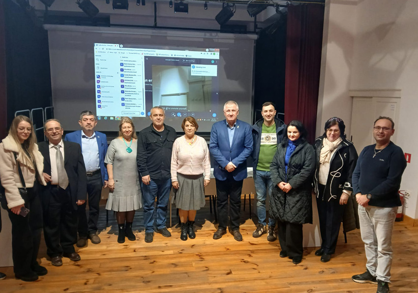 Arc peste timp: Reflecții Academice asupra Conștiinței Naționale și Marii Uniri de la 1918